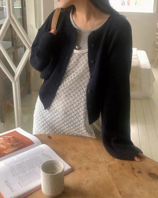 Round cardigan