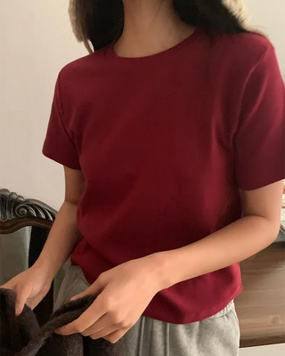 Peach-colored brushed-back basic short-sleeved T-shirt