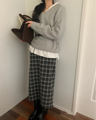 Wool check long skirt