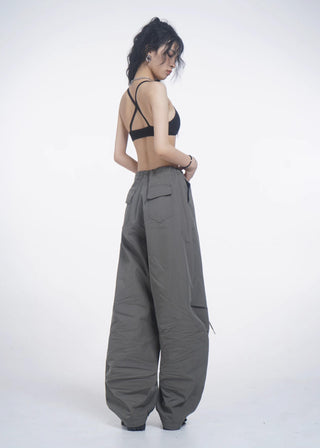 One-piece seamless triangle cup vest