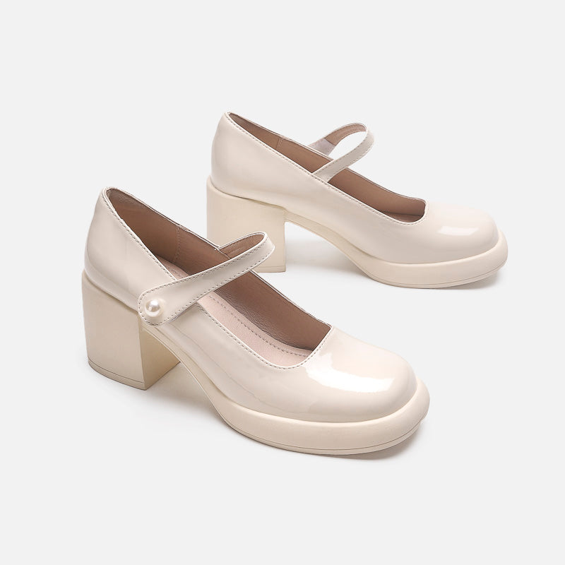 White Mary Jane shoes - Main Image