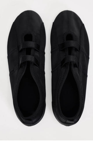 Round head satin Mary Jane shoes