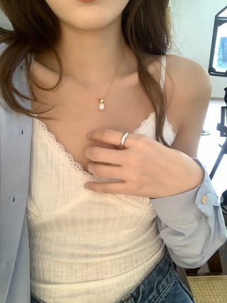 Lace V neck with small vests inside