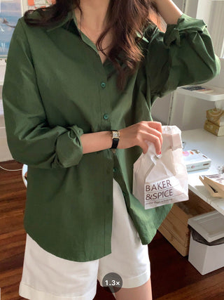 Solid Korean lapel loose long sleeved shirt