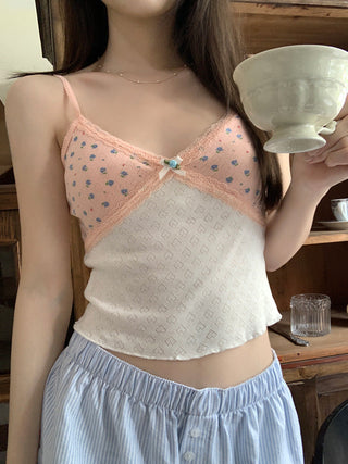 V neck lace small floral top
