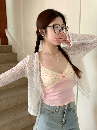 V neck lace small floral top