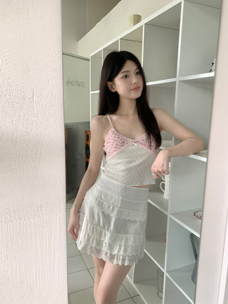 V neck lace small floral top