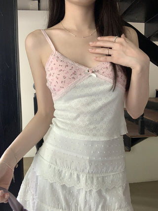 V neck lace small floral top