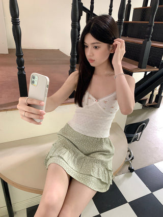 V neck lace small floral top