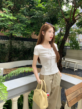 Fake two piece short sleeved floral top