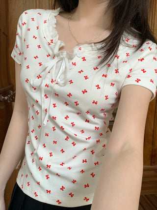 Fake two piece short sleeved floral top