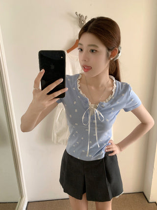 Fake two piece short sleeved floral top