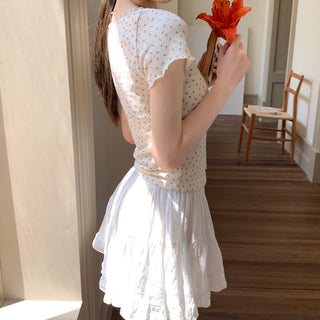 Short-Sleeve V-Neck Floral Lace Panel Tee