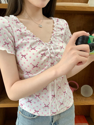 Short-Sleeve V-Neck Floral Lace Panel Tee