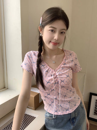 Short-Sleeve V-Neck Floral Lace Panel Tee