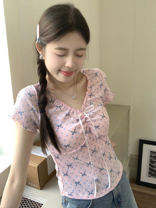 Short-Sleeve V-Neck Floral Lace Panel Tee