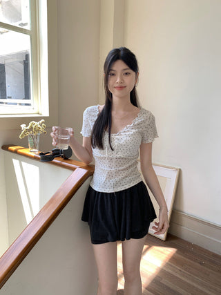 Short-Sleeve V-Neck Floral Lace Panel Tee
