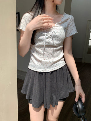 Short-Sleeve V-Neck Floral Lace Panel Tee