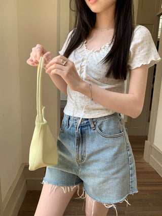 Short-Sleeve V-Neck Floral Lace Panel Tee