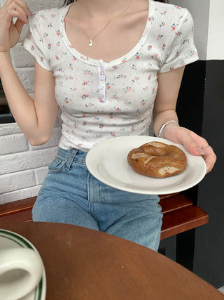 Floral Scoop Neck Button Top