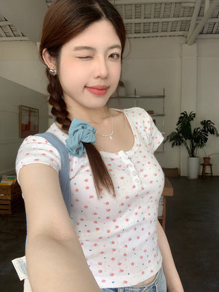 Floral Scoop Neck Button Top