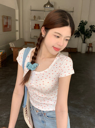 Floral Scoop Neck Button Top