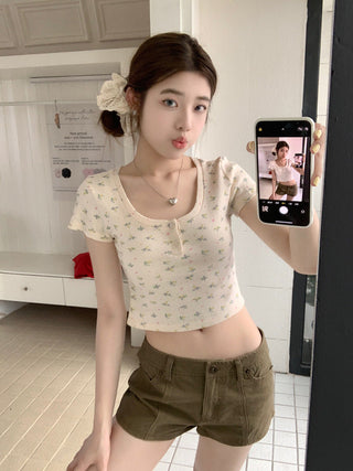 Short-Sleeve Floral Print Crop Top