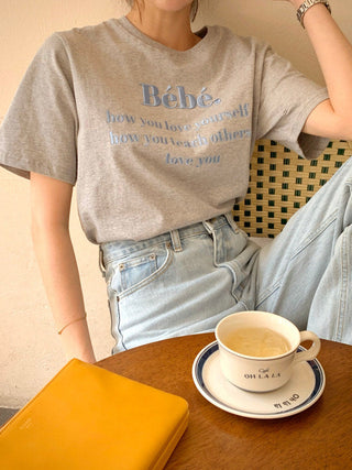 Embroidery round neck T -shirt