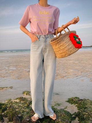 Embroidery round neck T -shirt