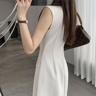 Round neck French waist Slim dress