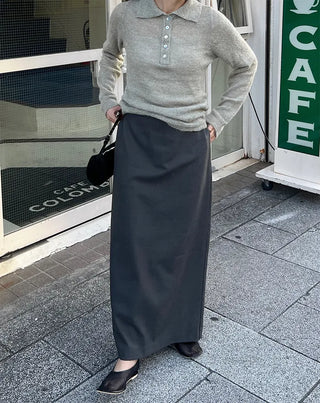 Simple half-open collar knit