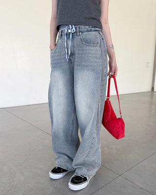 Side-out seam pleated denim pants