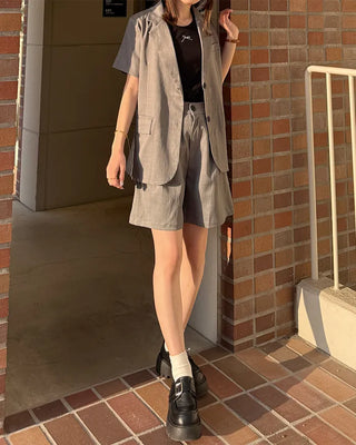 Ribbon patch point short-sleeve T-shirt