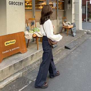 Pocket-stitched bootcut low-rise denim