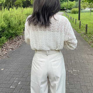 See-through loose knit