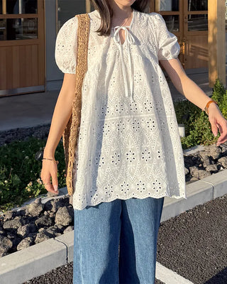 V-neck string punching blouse