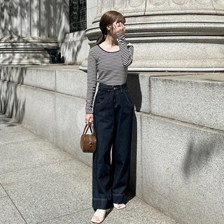 Asymmetrical Shoulder Crop Border T-Shirt