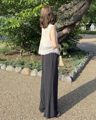 Wide pintuck belted slacks