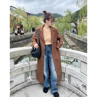 Basic V-neck knit vest
