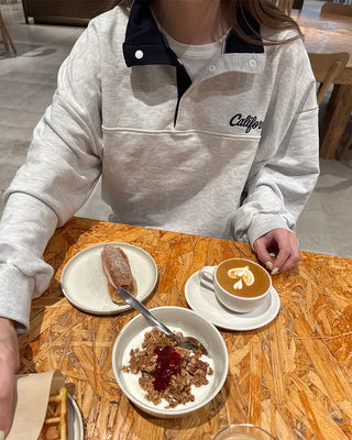 High-neck half-button sweatshirt