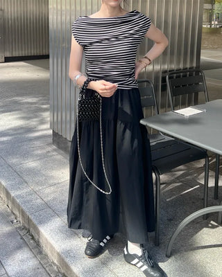 Striped off-shoulder short-sleeved T-shirt
