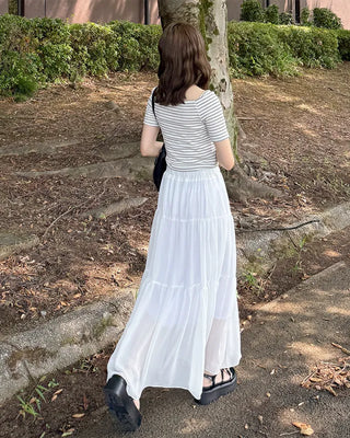 Striped short-sleeved off-shoulder T-shirt