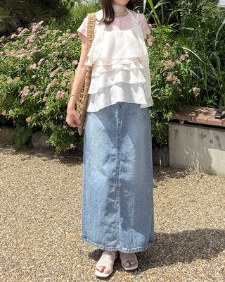 Flower punched short-sleeved cardigan