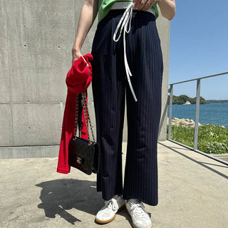 String stripe slacks