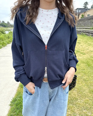 Two-way hooded zip-up