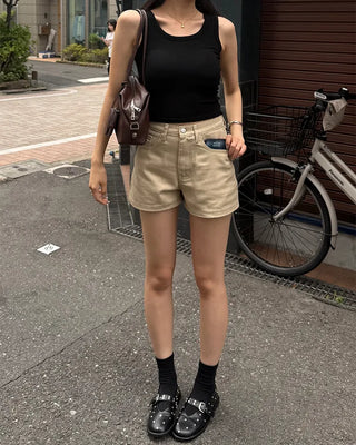 Stud belt flat shoes