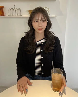 One-shoulder striped short-sleeved T-shirt