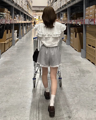 Double-frilled big collar blouse
