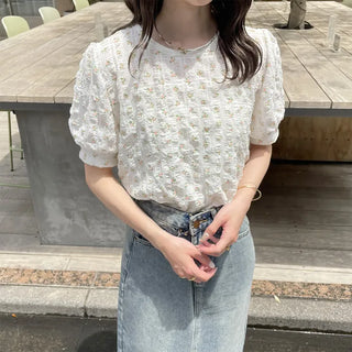 Flower pattern short-sleeved blouse