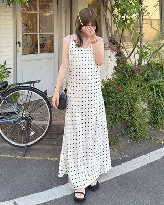 Simple summer short-sleeved knit